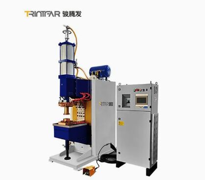 50KVA değerli güçlü vida ile çalıştırılan konveyör projeksiyon kaynak makinesi.