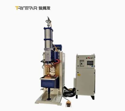 50KVA değerli güçlü vida ile çalıştırılan konveyör projeksiyon kaynak makinesi.